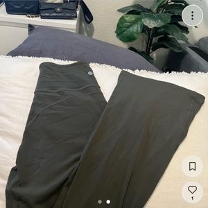 Lululemon flare leggings ☁️